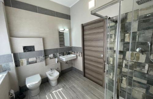 APPARTAMENTO ELEGANTE CARBONIA - Foto 17