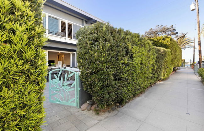 Mission Point 1 by Avantstay San Diego Beach House w/ Huge Patio & Fire Pit Walk to Beach! - Foto 20