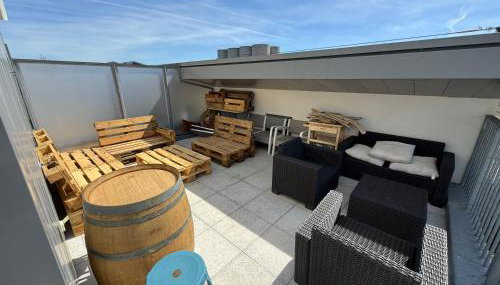 Cité du Vin - appartement 2 chambres - place de parking couverte gratuite - Foto 3