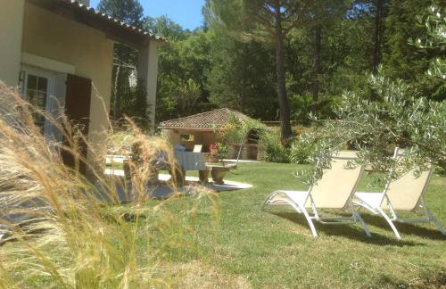 Attractive Holiday Home in C reste with Pool - Foto 17
