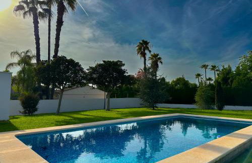 Casa Chalet Villa con piscina, jardín y aire acondicionado cerca de Valencia en La Eliana-L'Eliana - Foto 67