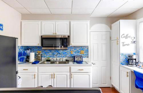 The Sapphire Haven - Your Old Brooklyn Oasis Awaits Families, Couples, Business Travelers Near Downtown With Parking, 300 MB WiFi & Self Check-In - Foto 53