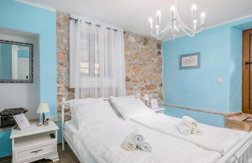 Stunning Home In Svet Vid Dobrinjski - Photo 32