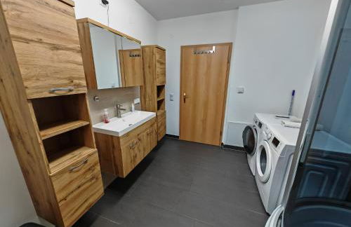 Apartment E2 - Gut ausgestattete 3-Zimmerwohnung 64 qm, für 1-3 Personen 1 DZ 1EZ - Foto 14