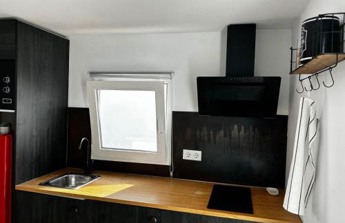 Apartamento independiente con parking privado gratuito y terraza de ensueño junto al Teatro Romano - Foto 7