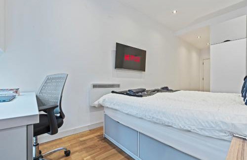 Central Leeds Flat - In City Centre - Modern Décor - Sleeps 8 - Foto 14