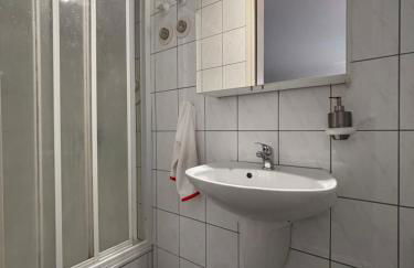 Doppelzimmer in Stuttgart-Birkach - Nähe Musicals im SI-Zentrum, Messe, Flughafen, Uni Hohenheim - Foto 12