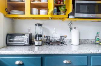 Revamped 3BR Apt with Easy Check-In Family-Friendly - Foto 22