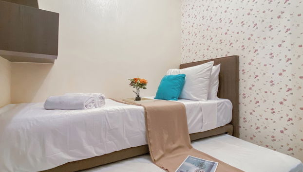 Restful 2BR at Podomoro Golf View Apartment - Photo 3, Chambre