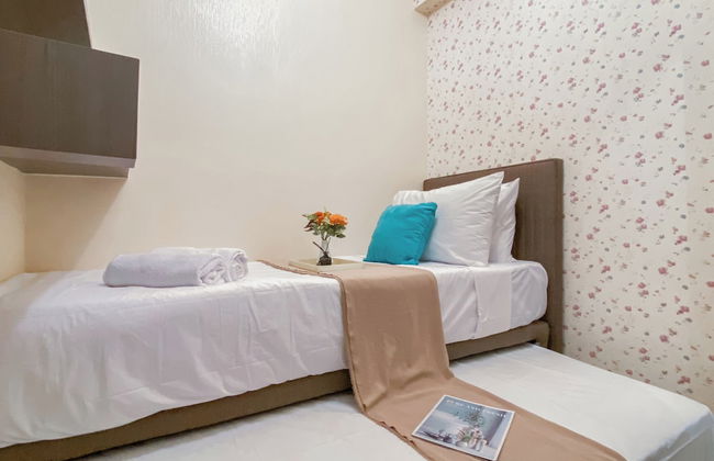 Restful 2BR at Podomoro Golf View Apartment - Photo 3