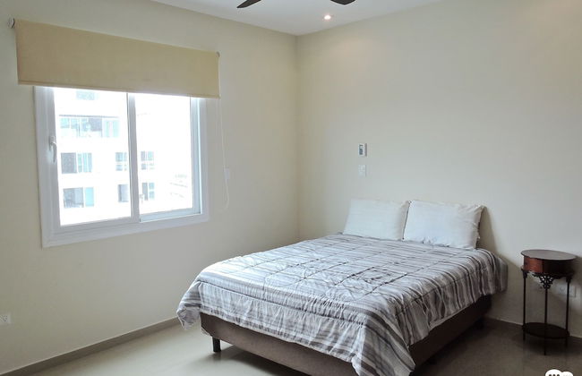 Lujoso departamento con vista a la marina (K) - Foto 3