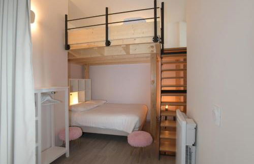 Au Cheval Blanc - Appartement Familial 6P Parking privé proche Colmar Centre - Foto 5