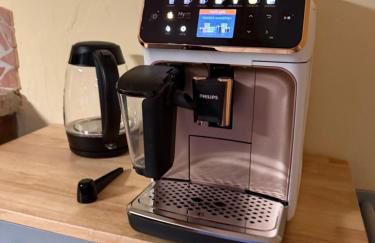 Forest View, ganzes Haus 100qm, 2 Schlafzimmer, 2 Bäder, Badewanne, Garten & Terrasse - Photo 15