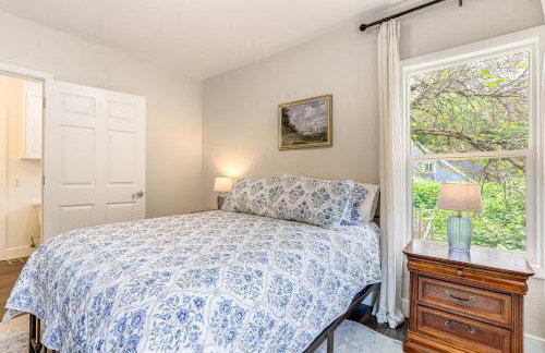 8 Mi to Columbia River Gorge Cottage with Deck! - Photo 11