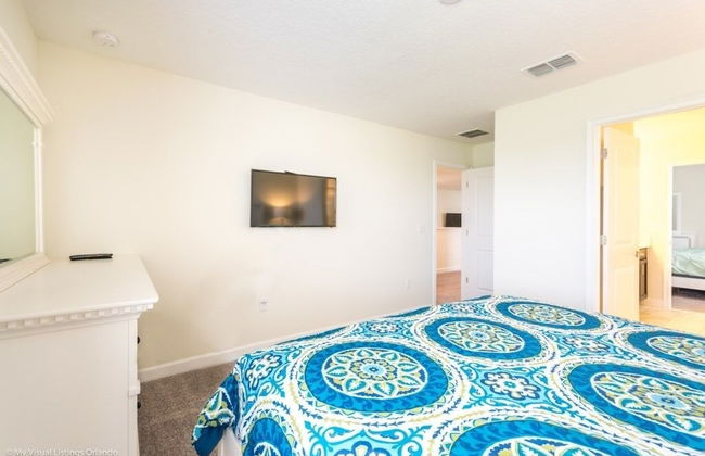 Bring The Whole Family Gate 9 Bedroom 5 Bath 9 Villa by Redawning - Photo 17