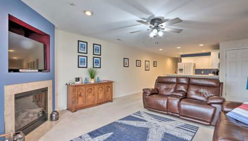 Community Pool and Dock Lake of the Ozarks Condo! - Foto 5