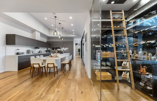 Skyline Luxury Haven - Foto 31