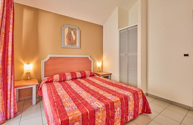 Diamant Beach - Photo 19