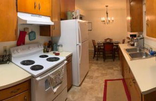 Hidden Gem! Spacious, Private, and Convenient Units Off River Road in Puyallup - Foto 17