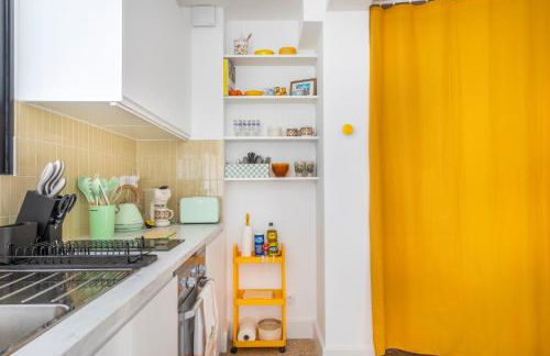 Petit jaune, T2 centre ville Marseille avec balcon - Foto 14