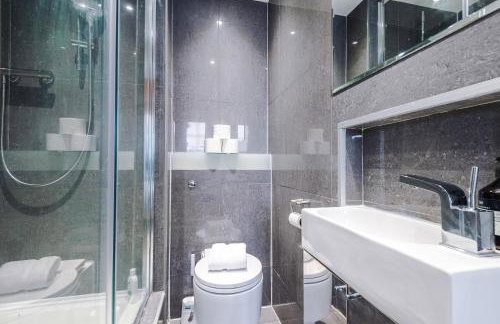 Central MCR 2BR 2BA, Parking, WiFi, Full Kitchen - Foto 26