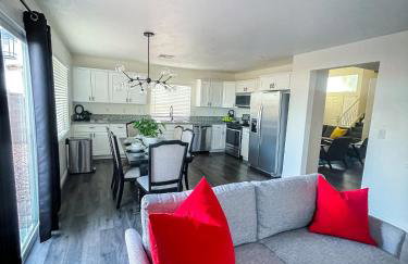 VEGAS GEM 4BDR KING BED Wifi GARAGE PRKNG - Foto 15