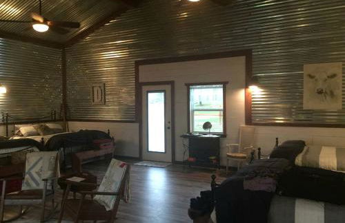 Secluded Group Cabin on Fun Ranch near Gonzales, Texas - Foto 2