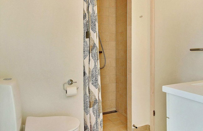 Pleasant Holiday Home in Vaggerlose near Sea - Photo 16