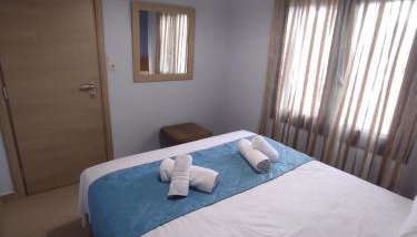 Poli's Ideal Holiday Home - Fully renovated ! - Foto 2