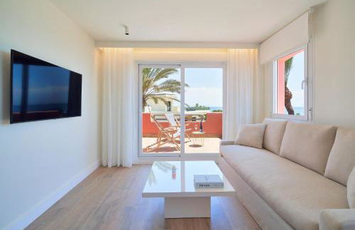 Sea Suite Beachfront - Photo 16