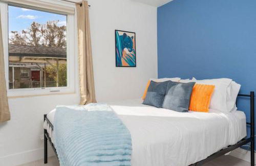 Smart Bungalow: 10-min to UF, Central Location - Foto 27