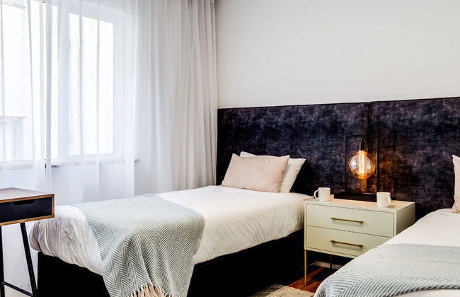 Unwind at Contemporary Alanda Apartment - Foto 16