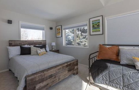 Cedar Creek Chalet - Snowmobilers Dream - Hot tub - Foto 26