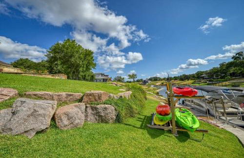 Waterfront House on Lake LBJ Cove and Concierge Services - Foto 51