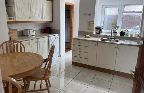 Spacious 5 double bed bedroom bungalow near Belfast - Foto 8