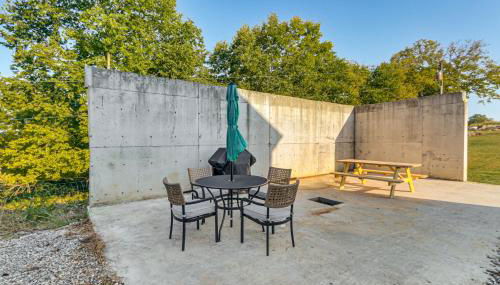 5,000 Sq Ft Antebellum Farmhouse 3 Mi to Antietam! - Foto 5