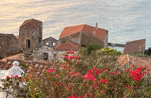 MONOVASIA SUITES Anopolis - Foto 19