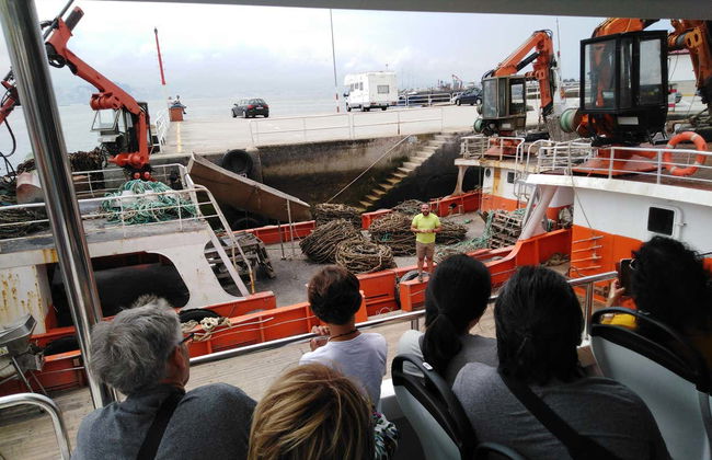 Paseo en barco por la ría + Degustación de mejillones - Foto 2