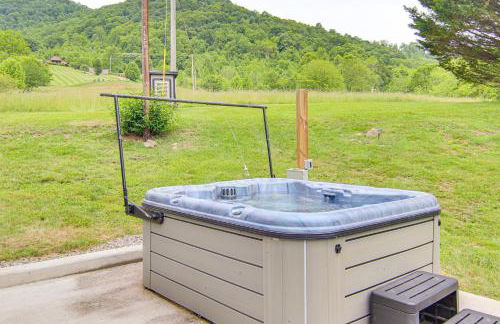 Vintage Farm Cottage Near Hikes and Pigeon River - Foto 23