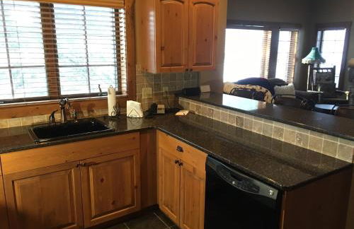 Boyne Mountain Creekside Condo - Foto 14