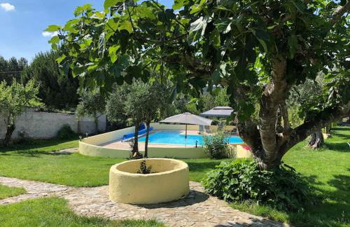 Holidayhome with bar and swimming pool - Foto 2