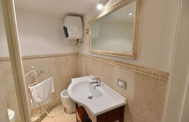 IzzHome City Center Cozy - Foto 9