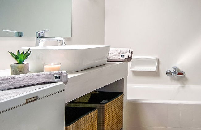 Charming 2 bdr apt next to Piraeus port - Photo 16