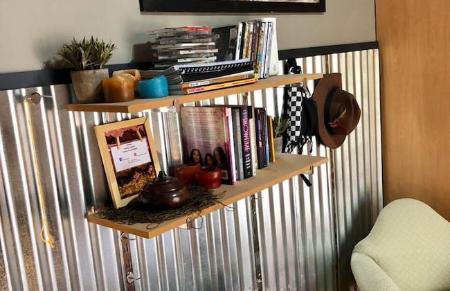 The Minimalist - Photo 37