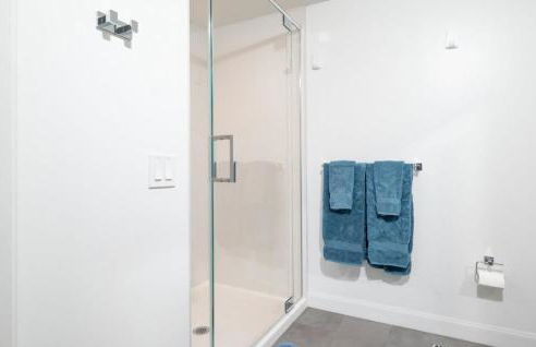 Lux 2BR w Gym Pool sleep 6 in Assembly Square - Photo 13