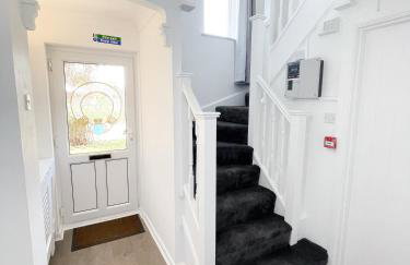 Opulent 5 bedroom Retreat with Hot tub and Entertainment - Foto 43