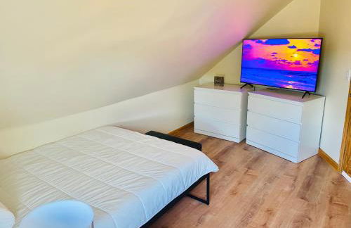 Bright, Stylish & Cozy Private Attic Unit near NYC! - Foto 6