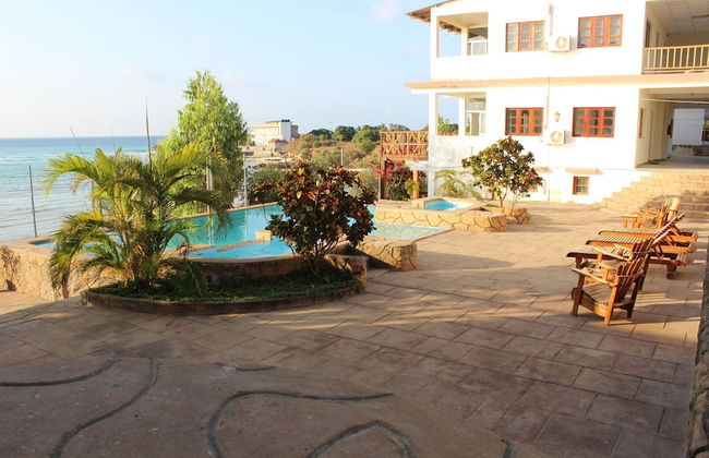 Rezz Aparthotel - Photo 23