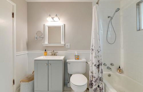 Grants Pass Getaway with Expansive Deck! - Foto 19