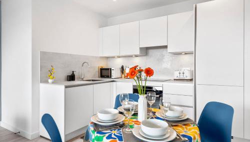 Stylish 1BR Flat in Hayes 4 Guests-5 Min to Heathrow#20 Min to Central London - Foto 2, stove, pet friendly, toaster, minibar